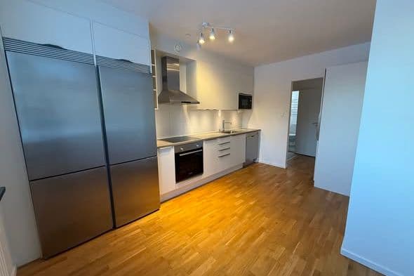 3 rok 76 kvm Västerås – 2:a vån