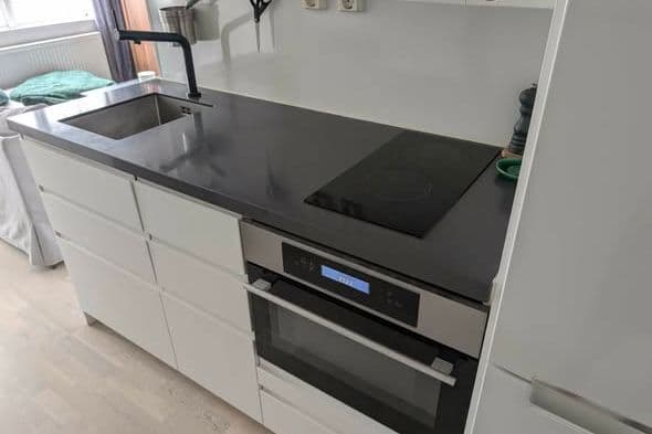 1 rok vid MDU med egen ingång