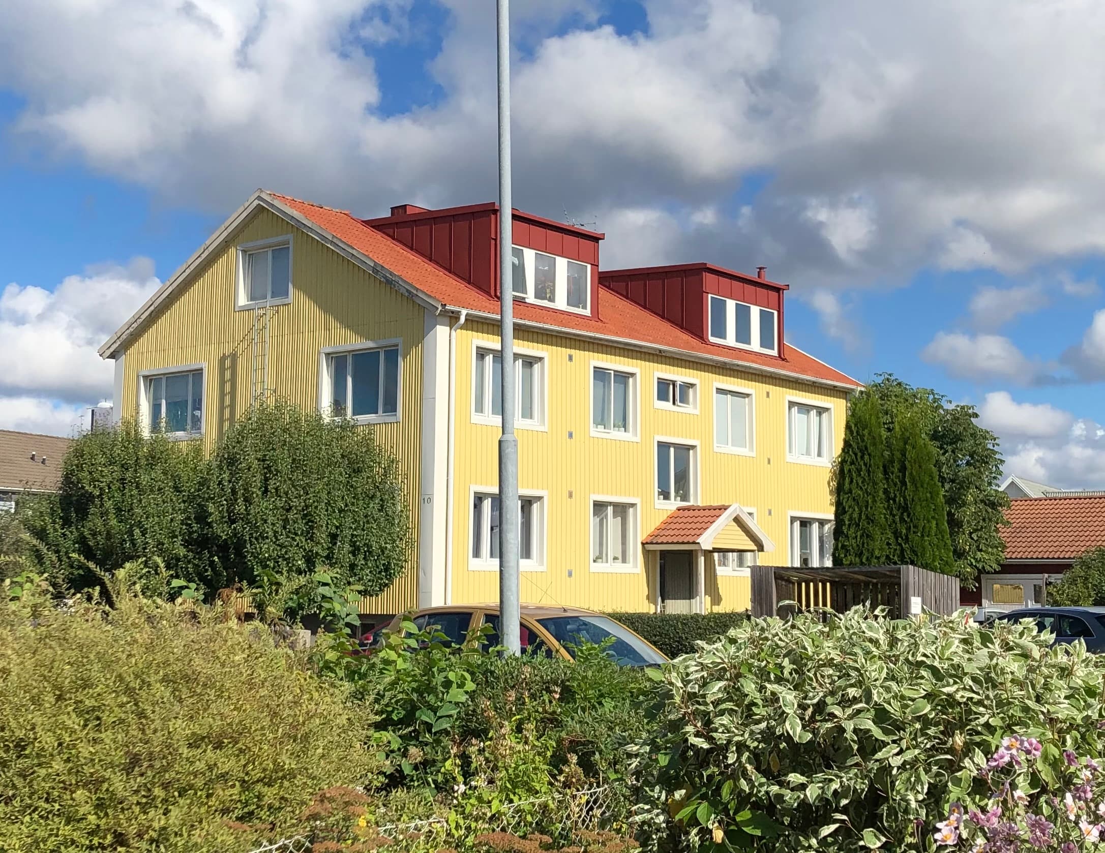 Förstadsvägen 10